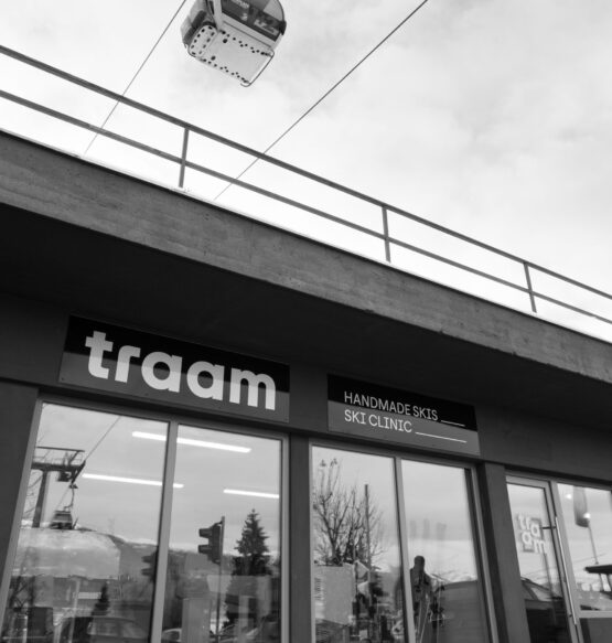 FACCIATA ESTERNA DEL NOLEGGIO SCI ROC A BRUNICO